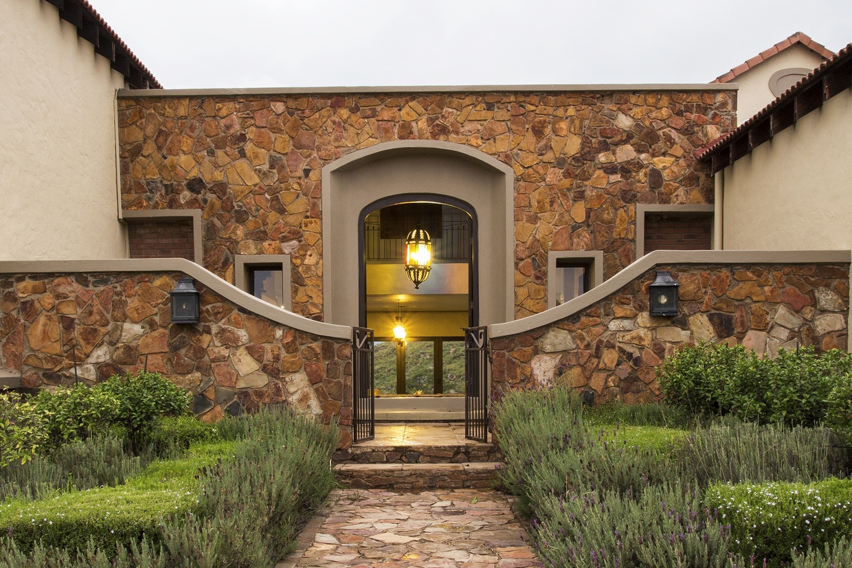 MPUMALANGA MOUNT HIGH COUNTRY ESTATE ART AND CULINARY FOODIE EXPERIENCE